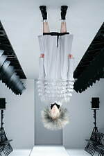 アンリアレイジ 2021年秋冬コレクション - “天と地”がひっくり返ったら？｜写真18