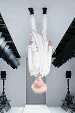 アンリアレイジ 2021年秋冬コレクション - “天と地”がひっくり返ったら？｜写真21