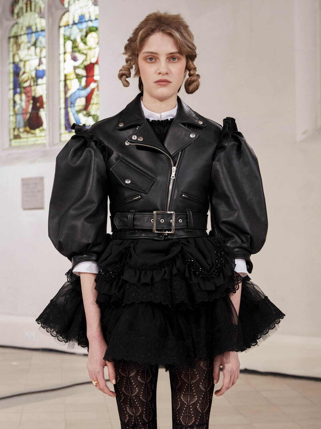 シモーネ ロシャ(SIMONE ROCHA) 2021-22年秋冬ウィメンズコレクション  - 写真2