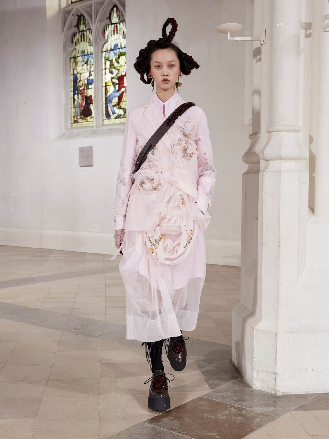 シモーネ ロシャ(SIMONE ROCHA) 2021-22年秋冬ウィメンズコレクション  - 写真15