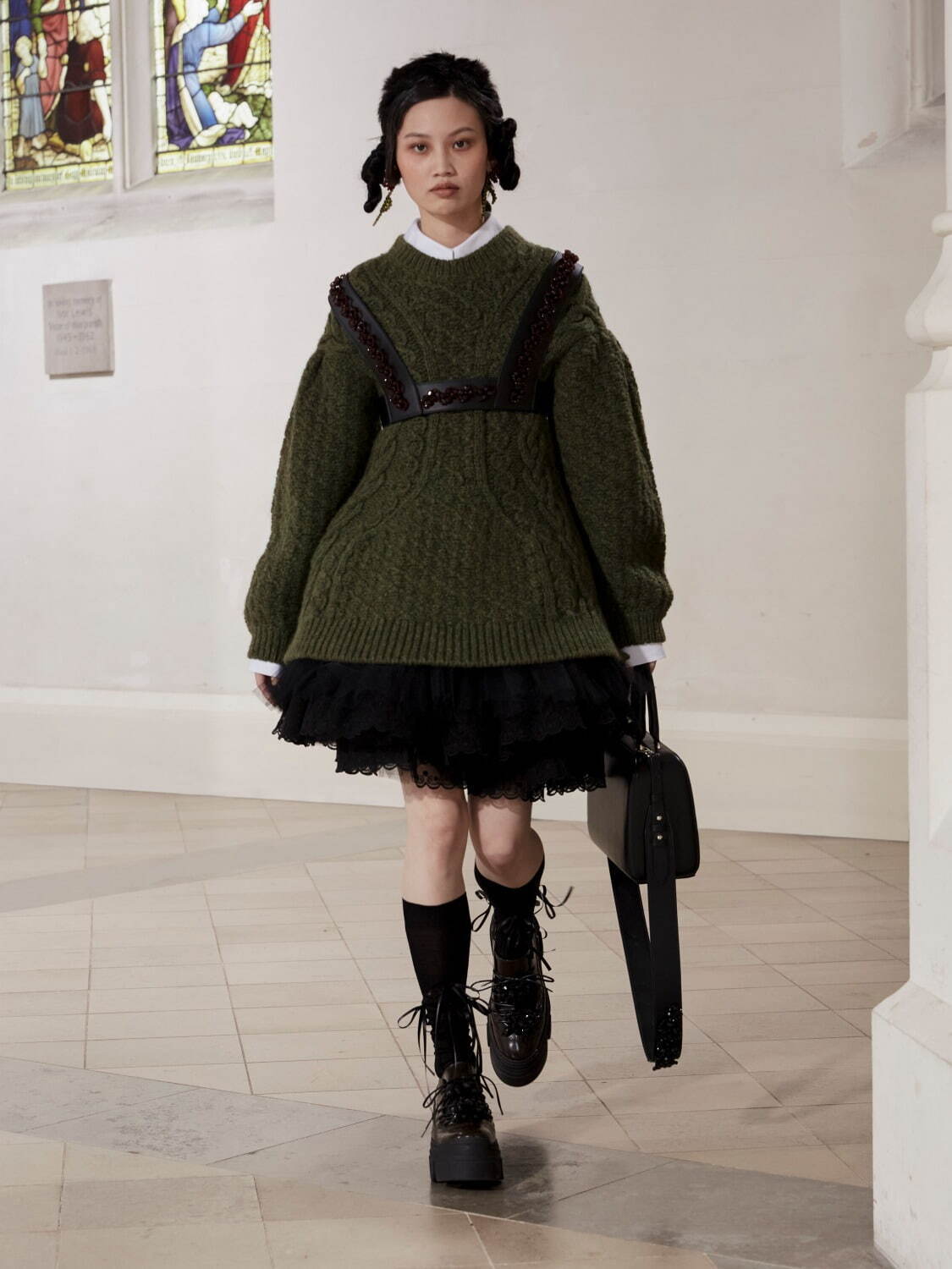 シモーネ ロシャ(SIMONE ROCHA) 2021-22年秋冬ウィメンズコレクション  - 写真48