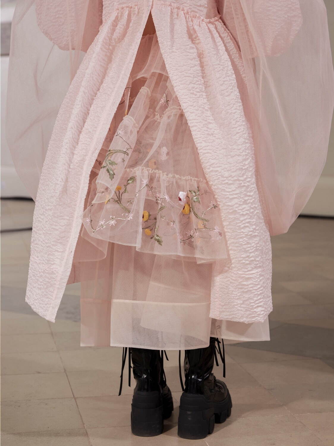 シモーネ ロシャ(SIMONE ROCHA) 2021-22年秋冬ウィメンズコレクション  - 写真74