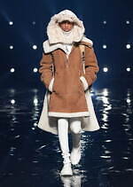 ジバンシィ 2021年秋冬メンズコレクション - ラグジュアリーとリアリティの狭間で｜写真24