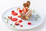 サンリオ「ポムポムプリンカフェ」新作スイーツ、“ヒョウ柄”モチーフのいちごケーキ＆プリンタルト｜写真3