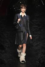 シャネル 2021/22年秋冬 プレタポルテ コレクション - “ランウェイは私のもの”｜写真50