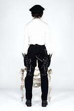 タカヒロミヤシタザソロイスト． 2021年秋冬コレクション、“終わり”から始まる新たな自由を求めて｜写真4