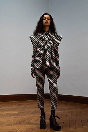 クリスチャン ワイナンツ(christian wijnants) 2021-22年秋冬ウィメンズコレクション  - 写真39