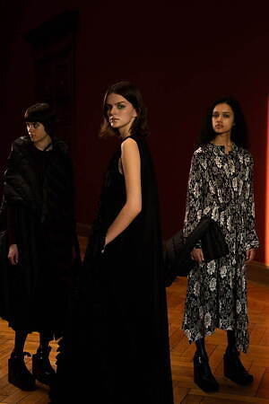 クリスチャン ワイナンツ(christian wijnants) 2021-22年秋冬ウィメンズコレクション  - 写真44