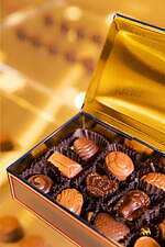 トム ブラウン(THOM BROWNE) トム ブラウン チルドレンズウェア＆チョコレート｜写真3