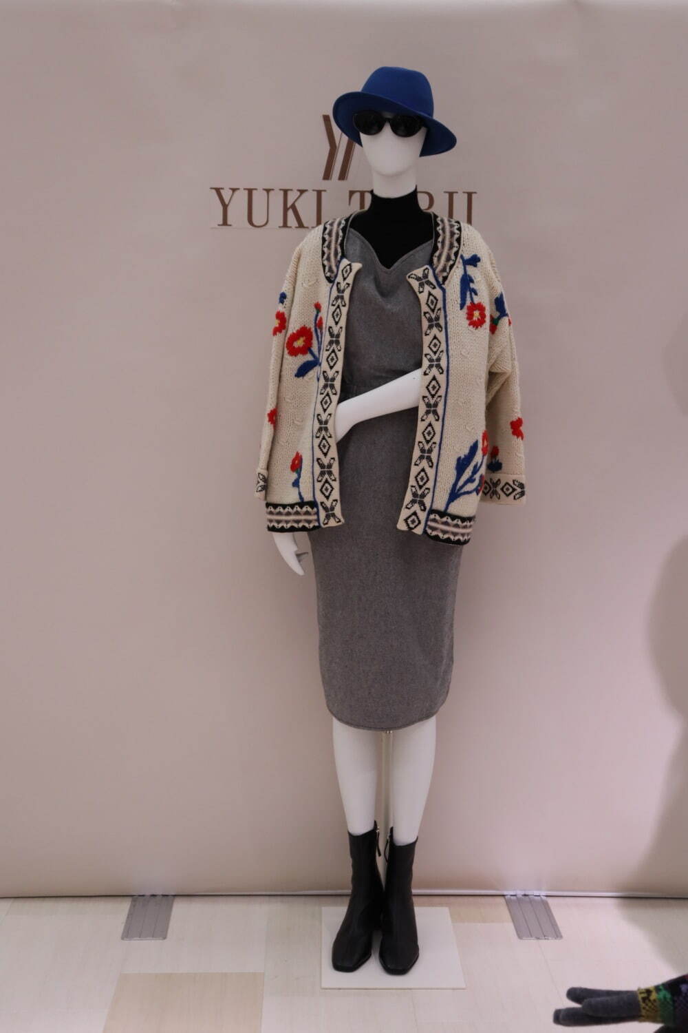ユキ トリヰ(YUKI TORII) 過去30年のファッション｜写真50