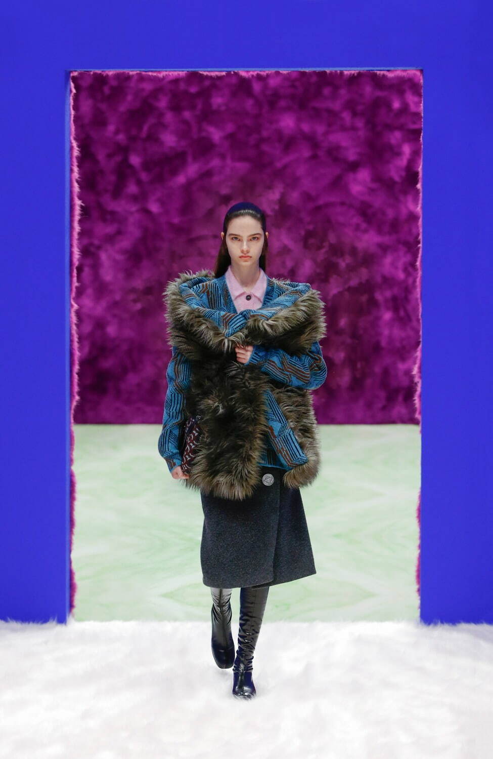 プラダ(PRADA) 2021-22年秋冬ウィメンズコレクション - ファッションプレス