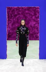 プラダ 2021-22年秋冬コレクション - 身体と服の探求再び、中間地点を求めて｜写真3