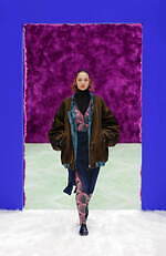 プラダ 2021-22年秋冬コレクション - 身体と服の探求再び、中間地点を求めて｜写真22