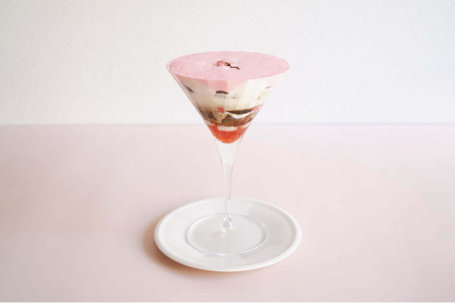 日本茶｜焙じ茶専門店「ホホ ホウジチャ」“桜クリーム＆白玉”の春パフェや“桜ピンク”の焙じ茶ラテが京都に