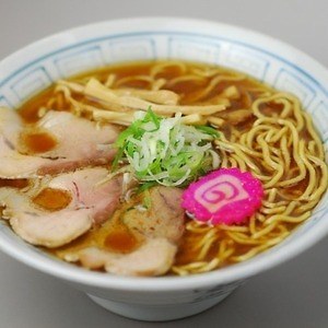 「全国ラーメングランプリ」新宿駅西口の特設広場で開催、日本各地のラーメン＆ビールを味わう｜写真8