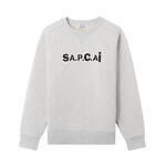 A.P.C.×sacaiのデニムジャケットやロゴフーディ、フリンジ付き白スニーカーなど｜写真12