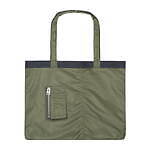 A.P.C.×sacaiのデニムジャケットやロゴフーディ、フリンジ付き白スニーカーなど｜写真24