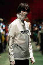 ジョン ローレンス サリバン  2021年秋冬コレクション - 身体を守る衣服、様々な“防”の追求｜写真6