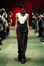 ジョン ローレンス サリバン  2021年秋冬コレクション - 身体を守る衣服、様々な“防”の追求｜写真15