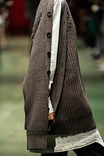 ジョン ローレンス サリバン  2021年秋冬コレクション - 身体を守る衣服、様々な“防”の追求｜写真43