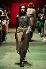 ジョン ローレンス サリバン  2021年秋冬コレクション - 身体を守る衣服、様々な“防”の追求｜写真52