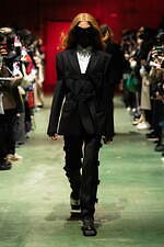 ジョン ローレンス サリバン  2021年秋冬コレクション - 身体を守る衣服、様々な“防”の追求｜写真69