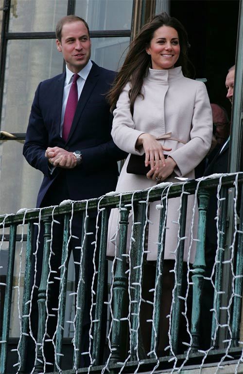 出産で357億円！キャサリン妃が及ぼす莫大な経済効果 - 着用したマックスマーラのコートも即完売 | 写真