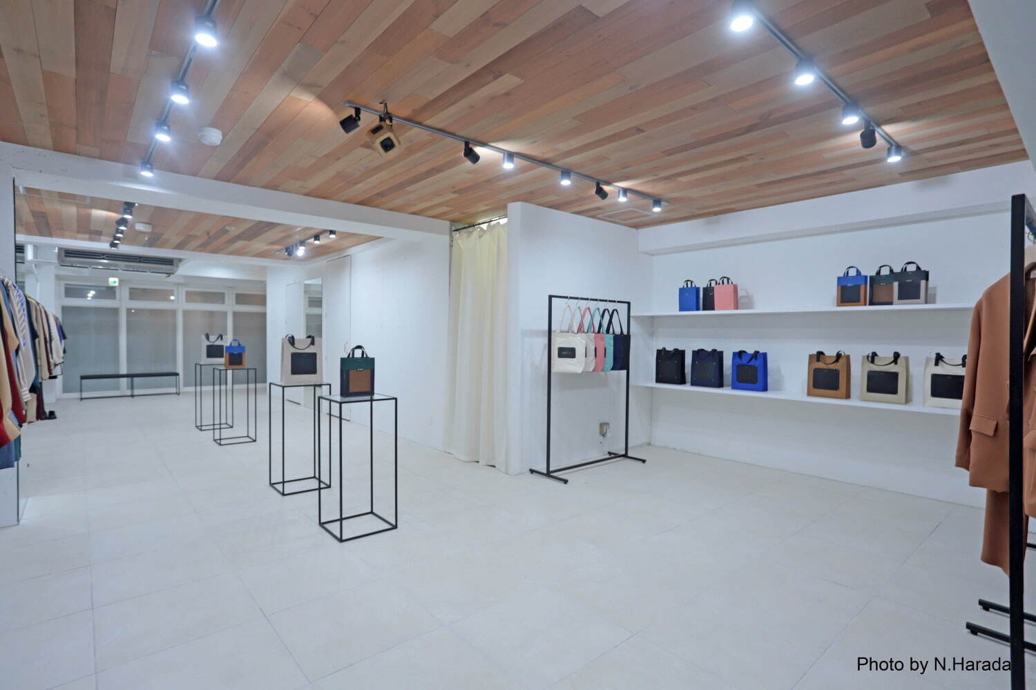 クルニが初旗艦店を東京 中目黒にオープン ファッションプレス クルニが初旗艦店を東京 中目黒にオープン ファッションプレス