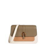 フルラ“べっこう風”のアーチロゴ付きトートや4WAYバッグ、マルチカラーウォレットも｜写真3