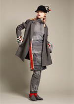 ヒロコ コシノ 2021年秋冬コレクション - オーソドックスを自由な心で組み立て直す｜写真19