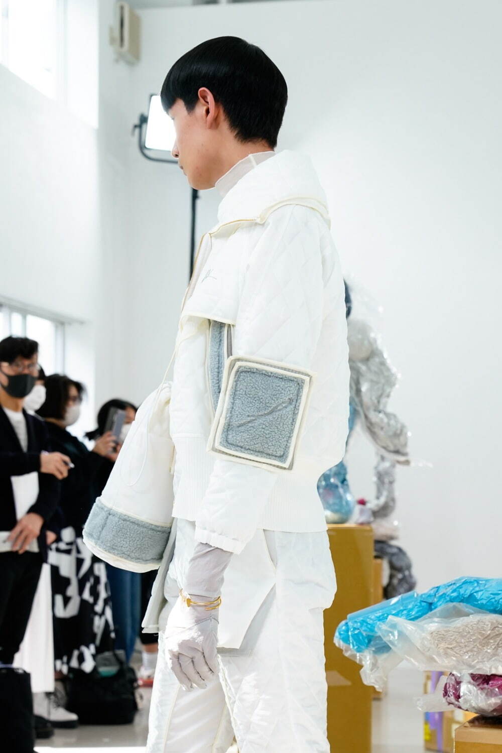 バルムング(BALMUNG) 2021-22年秋冬ウィメンズ&メンズコレクション