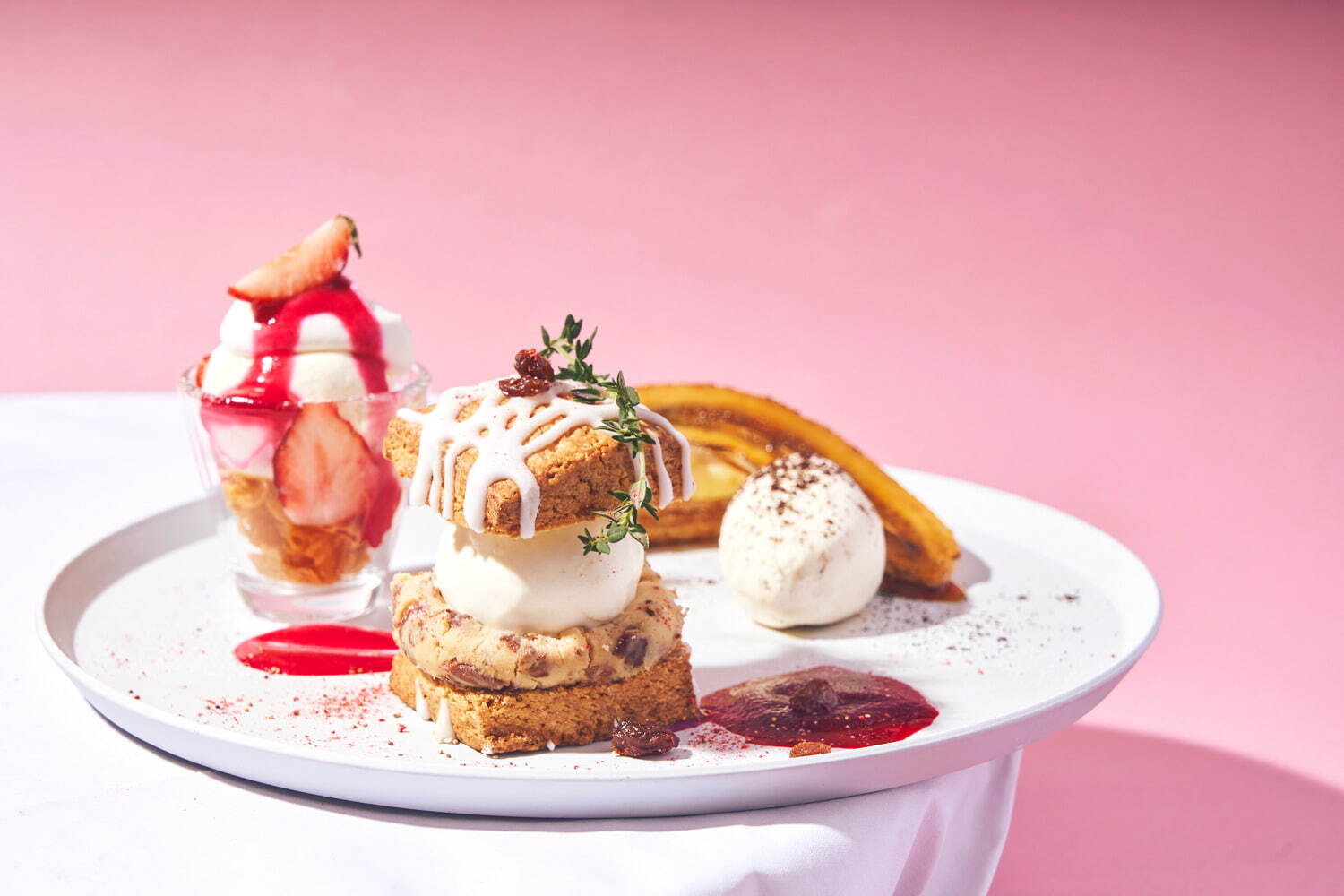 カフェ＆ブックス ビブリオテーク春新作“プリンアラモード×パンケーキ”の新感覚スイーツなど｜写真3