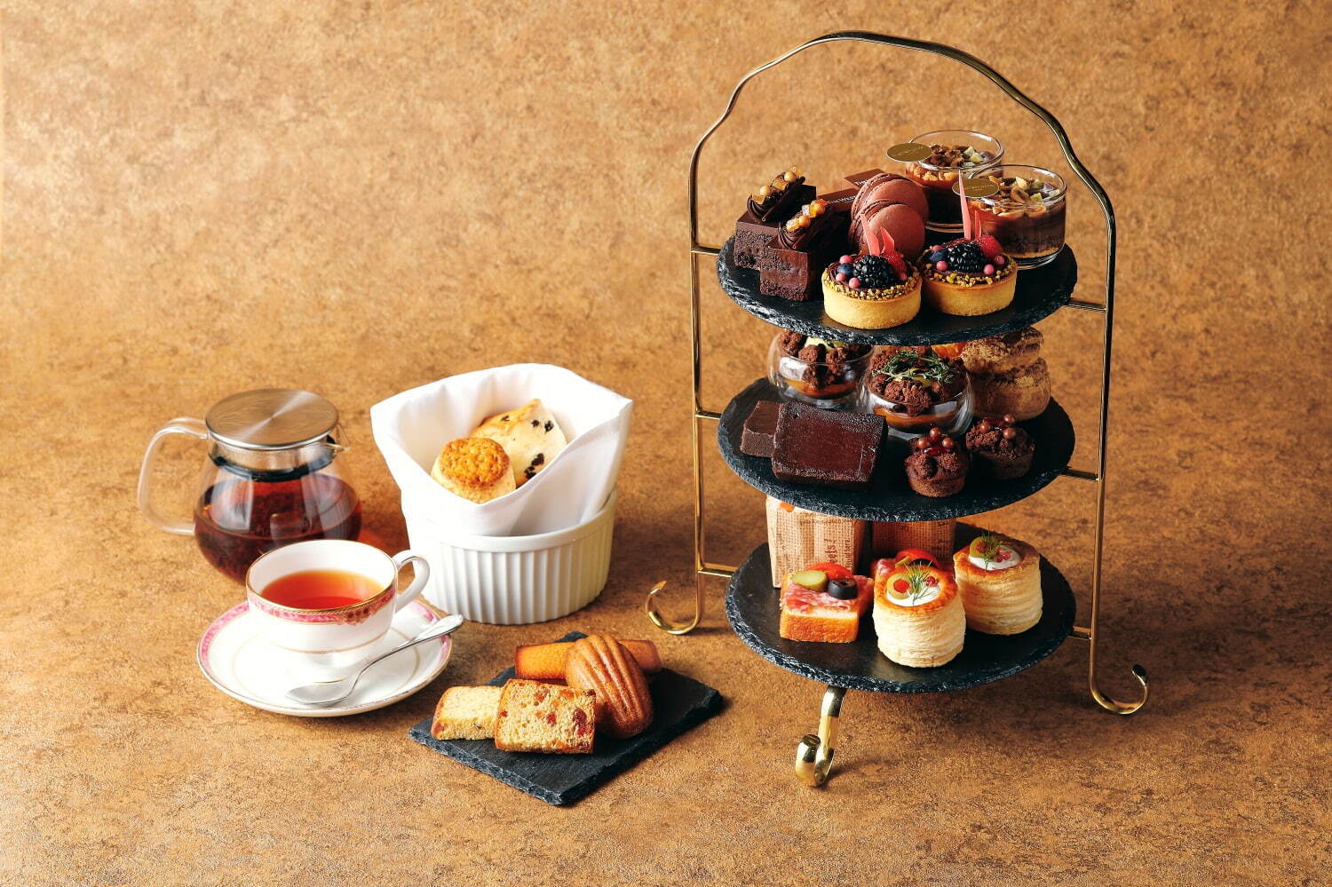 ウェスティンホテル東京「チョコレートアフタヌーンティー」