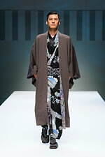 ジョウタロウ サイトウ 2021-22年秋冬コレクション - 宇宙の如く広いキモノの世界｜写真23