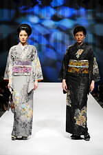 ジョウタロウ サイトウ 2021-22年秋冬コレクション - 宇宙の如く広いキモノの世界｜写真79