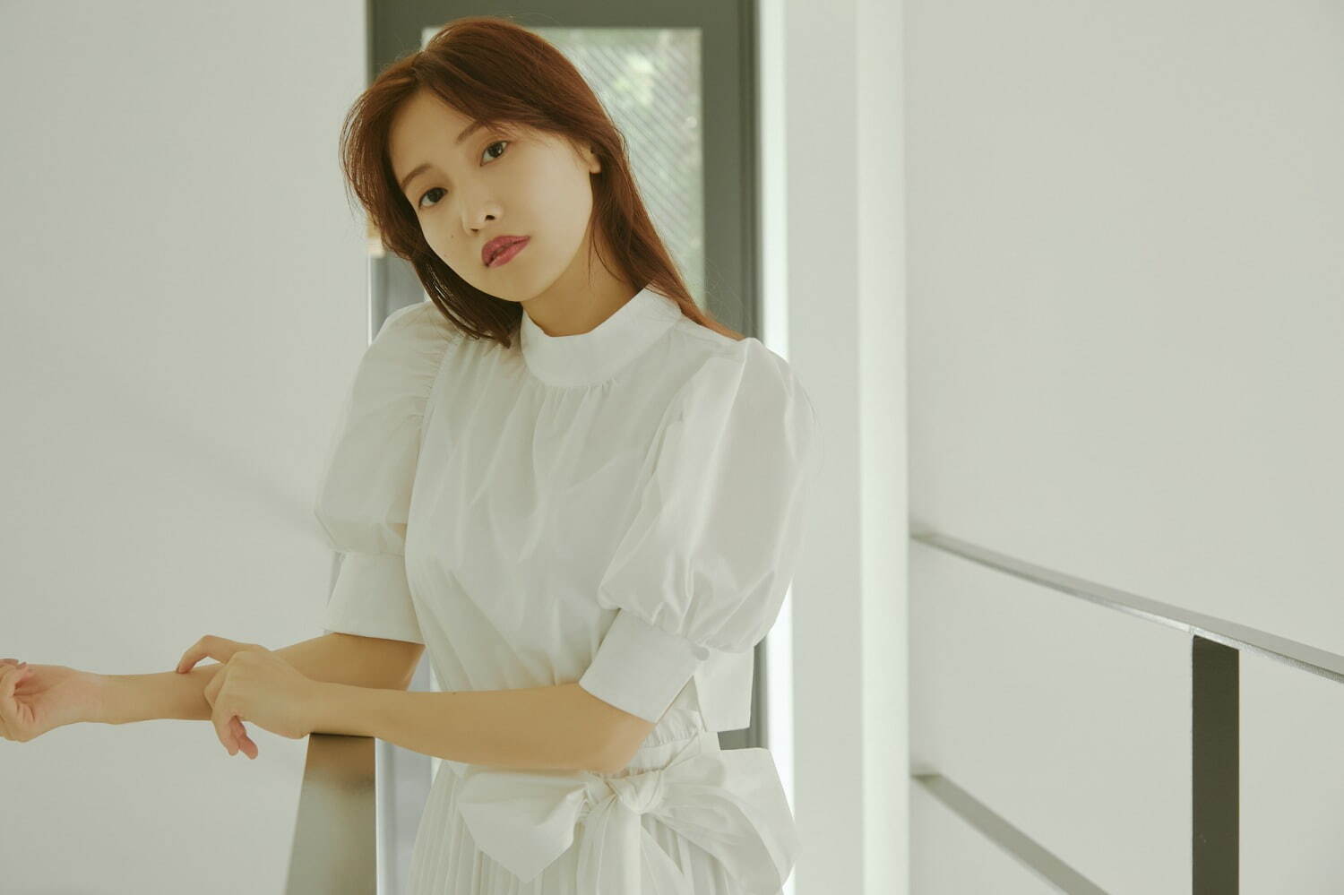 スナイデル21年春、花模様のプリーツワンピや“タイダイ＆マーブル模様”のチュールスカート