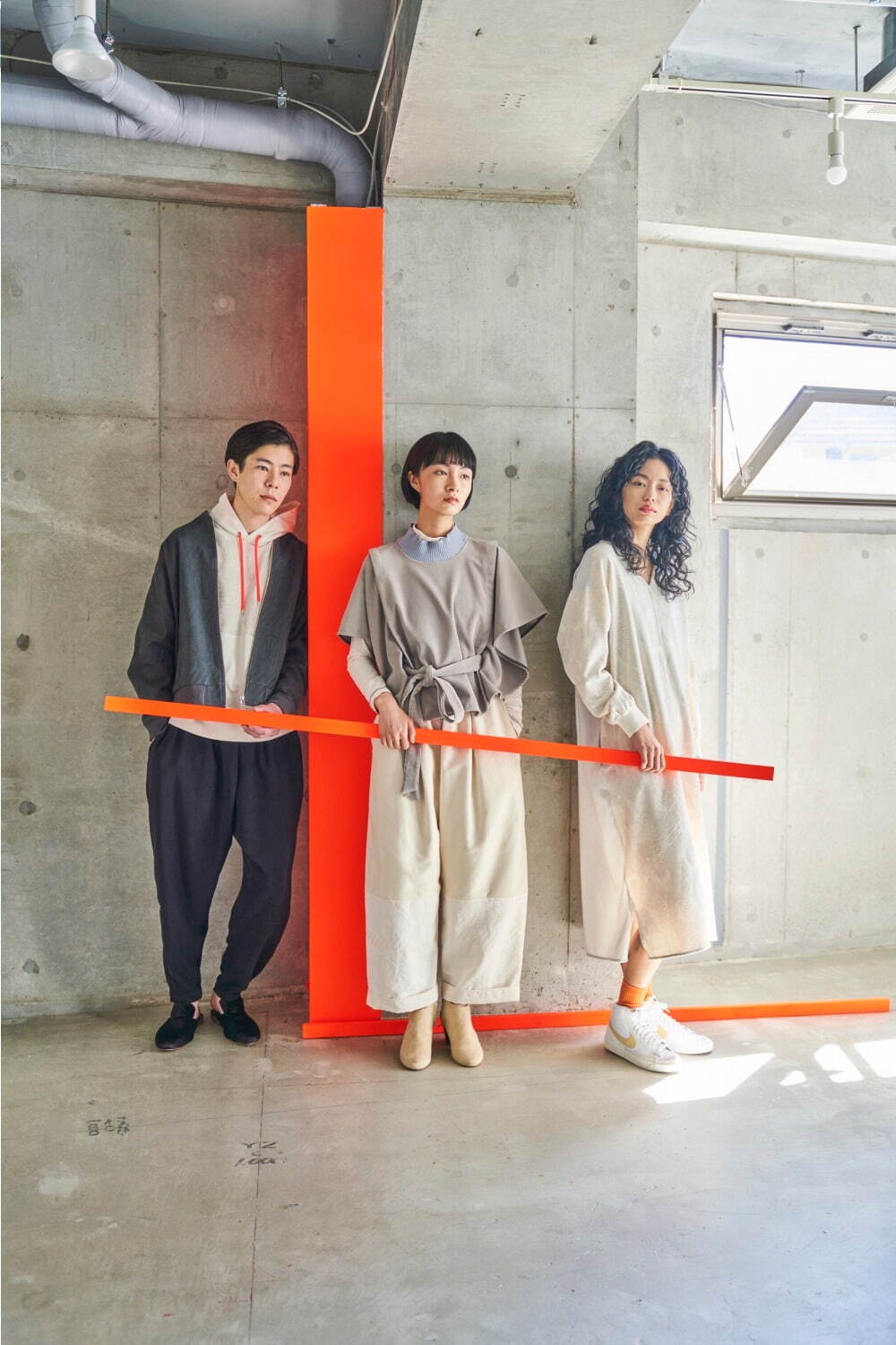 スニュウ(sneeuw) 2021-22年秋冬ウィメンズ&メンズコレクション