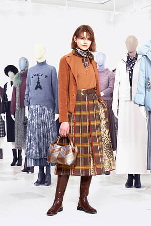 ユキ トリヰ(YUKI TORII) 2021-22年秋冬ウィメンズコレクション  - 写真23