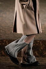 フォーサムワン 2021年秋冬コレクション - 柔らかく、穏やかに──ひとに寄り添う衣服｜写真8