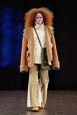 フォーサムワン 2021年秋冬コレクション - 柔らかく、穏やかに──ひとに寄り添う衣服｜写真9