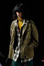 フォーサムワン 2021年秋冬コレクション - 柔らかく、穏やかに──ひとに寄り添う衣服｜写真23