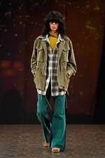 フォーサムワン 2021年秋冬コレクション - 柔らかく、穏やかに──ひとに寄り添う衣服｜写真22