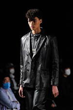 フォーサムワン 2021年秋冬コレクション - 柔らかく、穏やかに──ひとに寄り添う衣服｜写真36