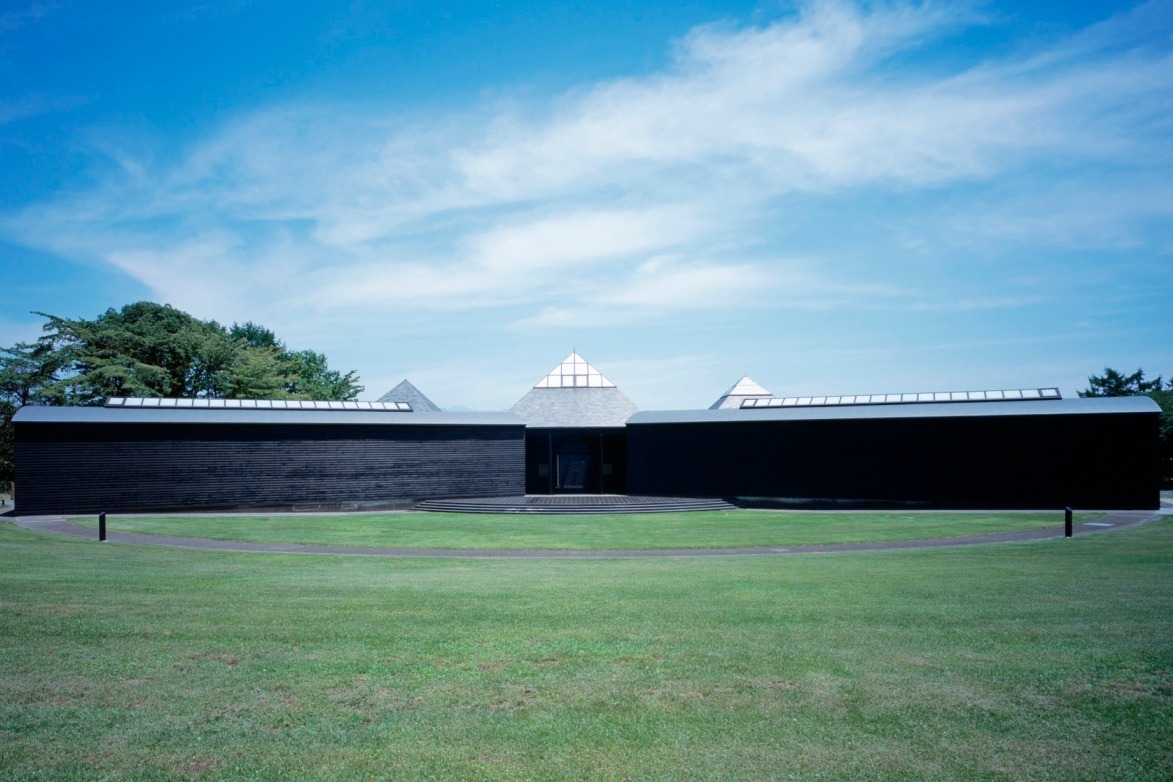 原美術館とハラ ミュージアム アークが統合「原美術館ARC」群馬に開館、現代美術～古美術まで多彩に