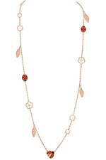 ヴァン クリーフ＆アーペル“てんとう虫・プラム・スズラン”モチーフの幸運を呼ぶジュエリー｜写真5