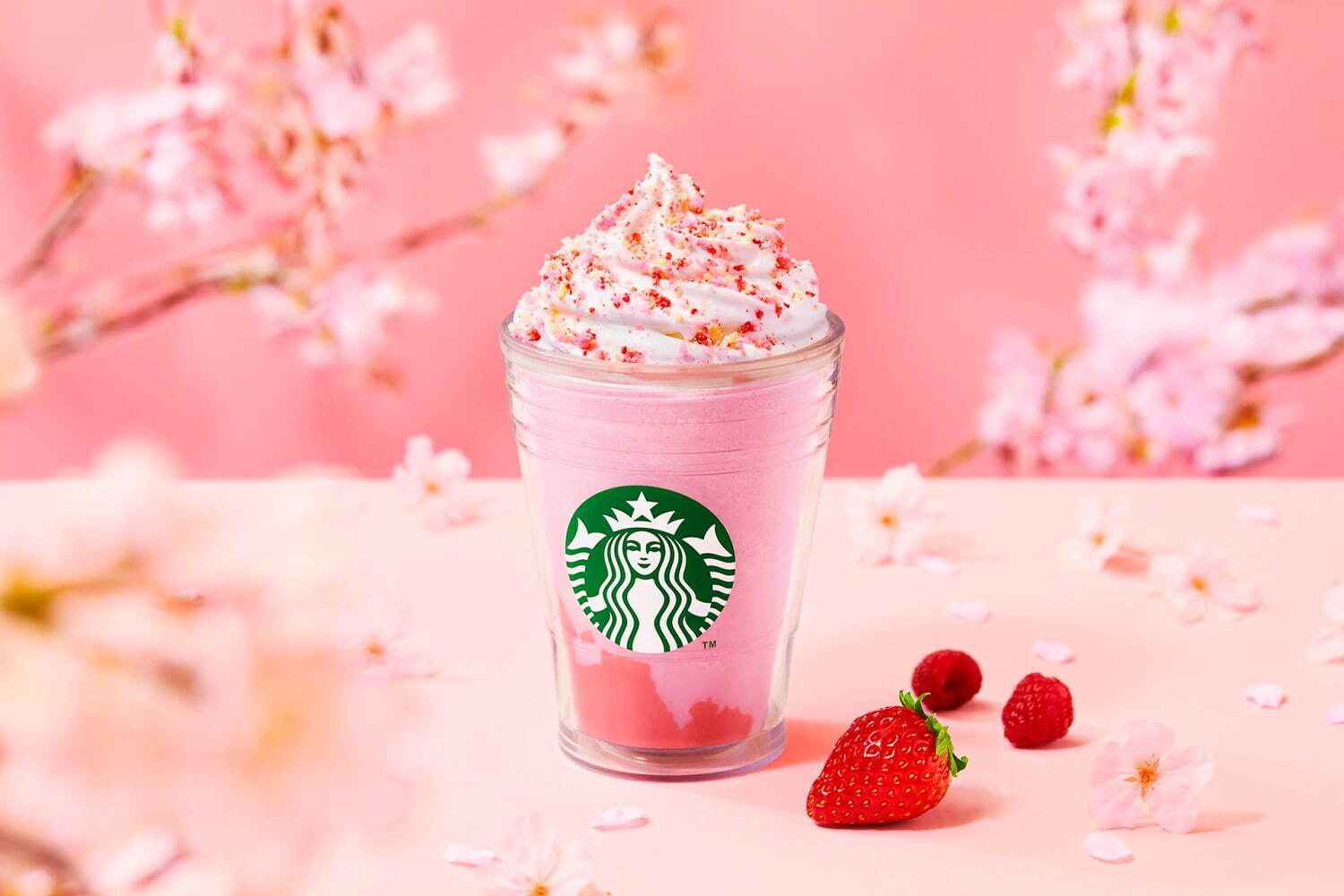 スタバ さくら咲いた ベリー フラペチーノ ストロベリー感up さくらの花イメージの新フラペチーノ ファッションプレス