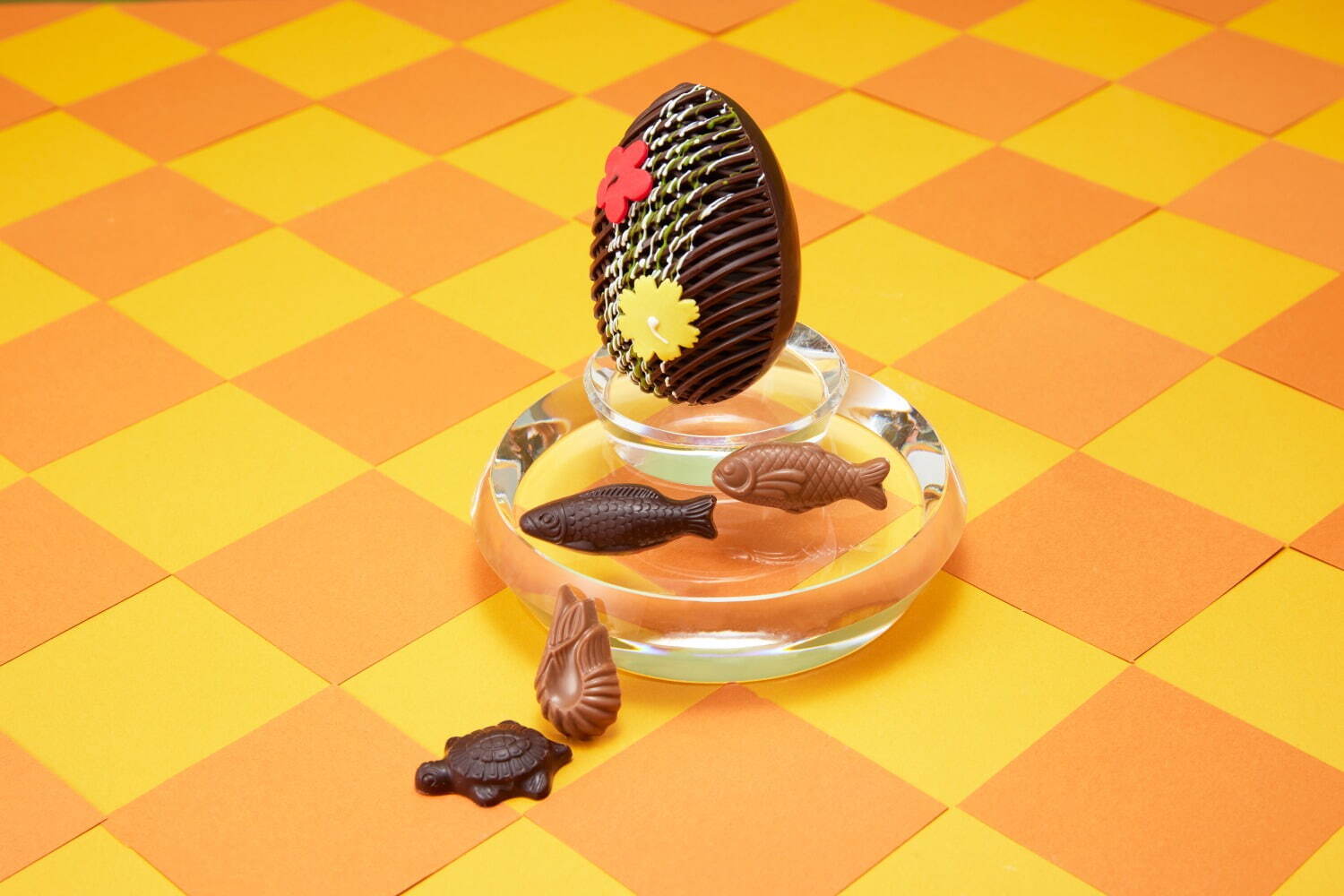 ジャン＝ポール・エヴァンのイースター、花を飾った卵型ショコラ＆いわし型ショコラ缶など｜写真5