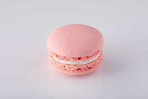 ホテルニューオータニ大阪の「新桜マカロン」こしあん入り桜マカロン＆味噌入り酒粕フレーバー｜写真7