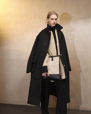 ハルノブムラタ(HARUNOBUMURATA) 2021-22年秋冬ウィメンズコレクション  - 写真1