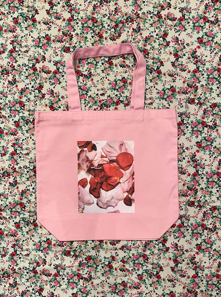 ルール ロジェットから‟フラワープリント”の限定ドレス&Tシャツ、渋谷パルコで発売｜写真7